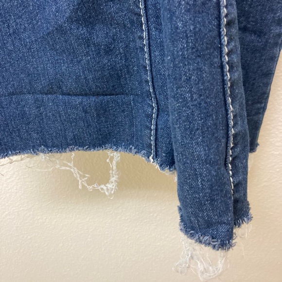 RED RIVET Rhineatone Bling and Distressed Jeans (15). - Picture 3 of 10